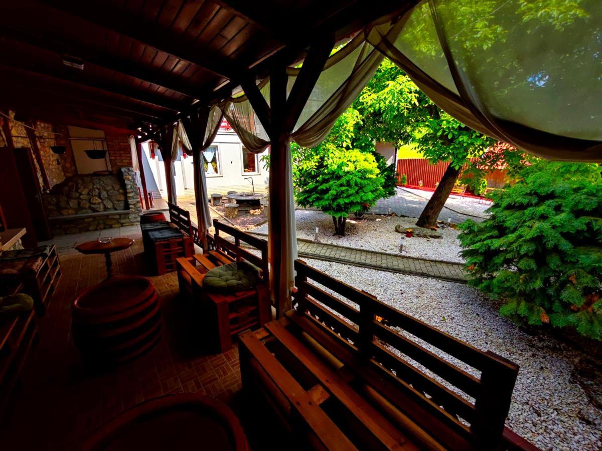 Zöld Sziget Wellness Egerszalók Exterior foto